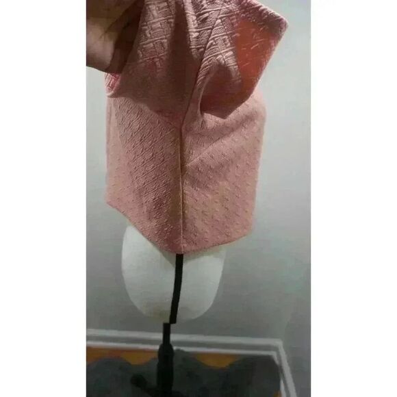 Forever 21 Short Sleeve Textured Crop Top, Size M - Picture 10 of 12